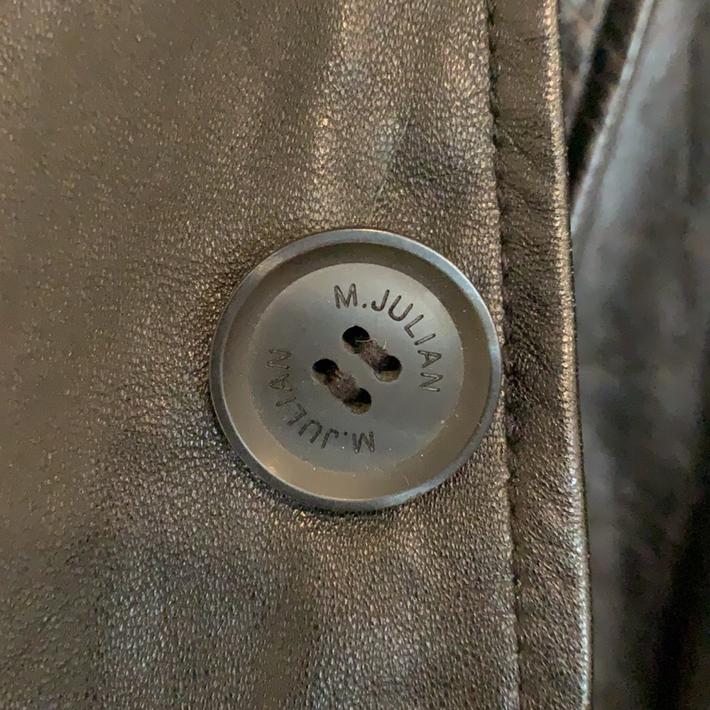 BLACK LEATHER JACKET - Picture 5 of 7